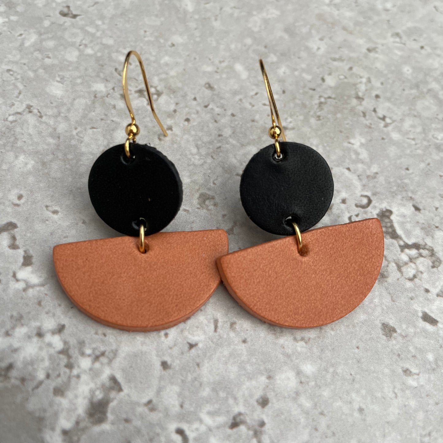 Lulworth Earrings - Black/Nude Pink